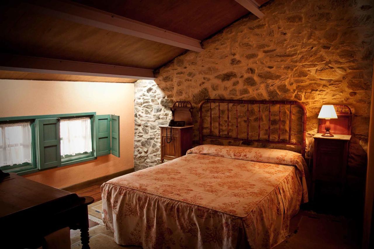 Hostal Casa Don Din Cruces Exterior foto
