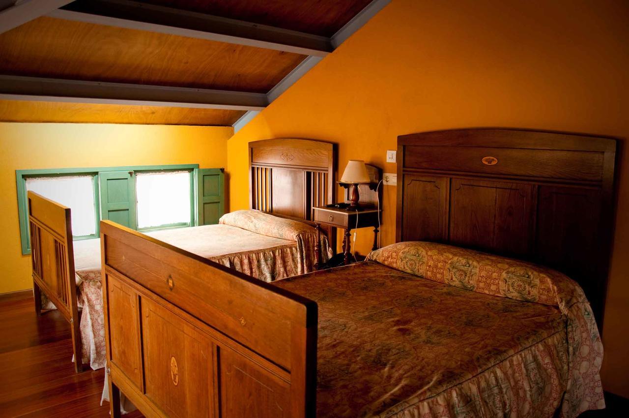 Hostal Casa Don Din Cruces Exterior foto