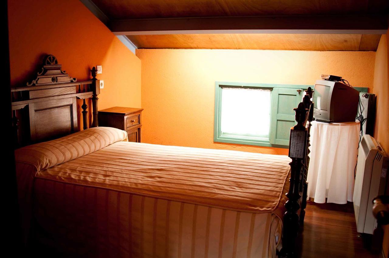 Hostal Casa Don Din Cruces Exterior foto