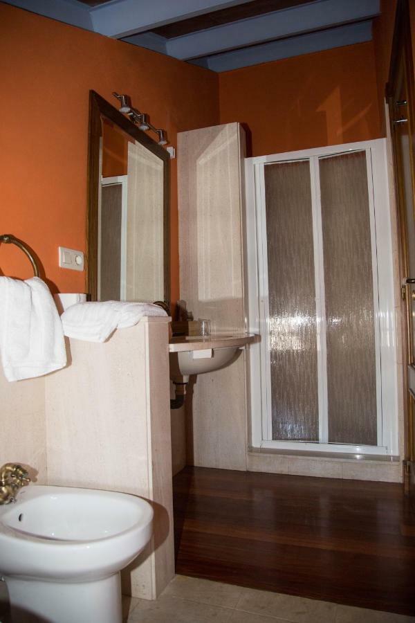 Hostal Casa Don Din Cruces Exterior foto