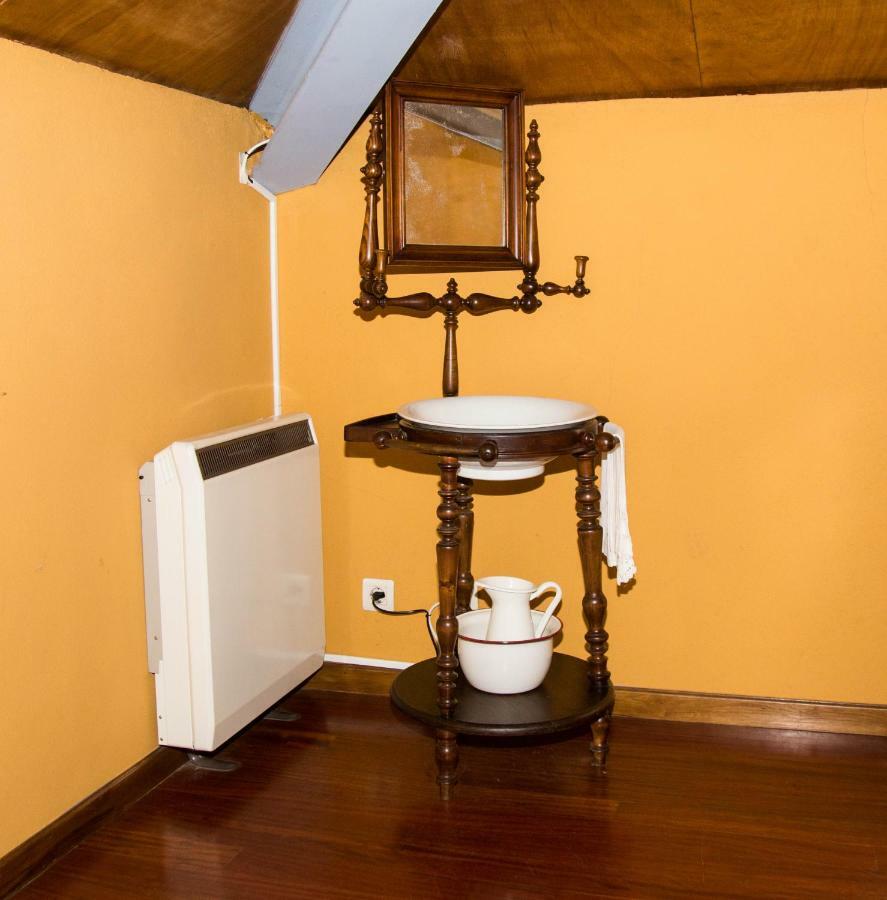 Hostal Casa Don Din Cruces Exterior foto