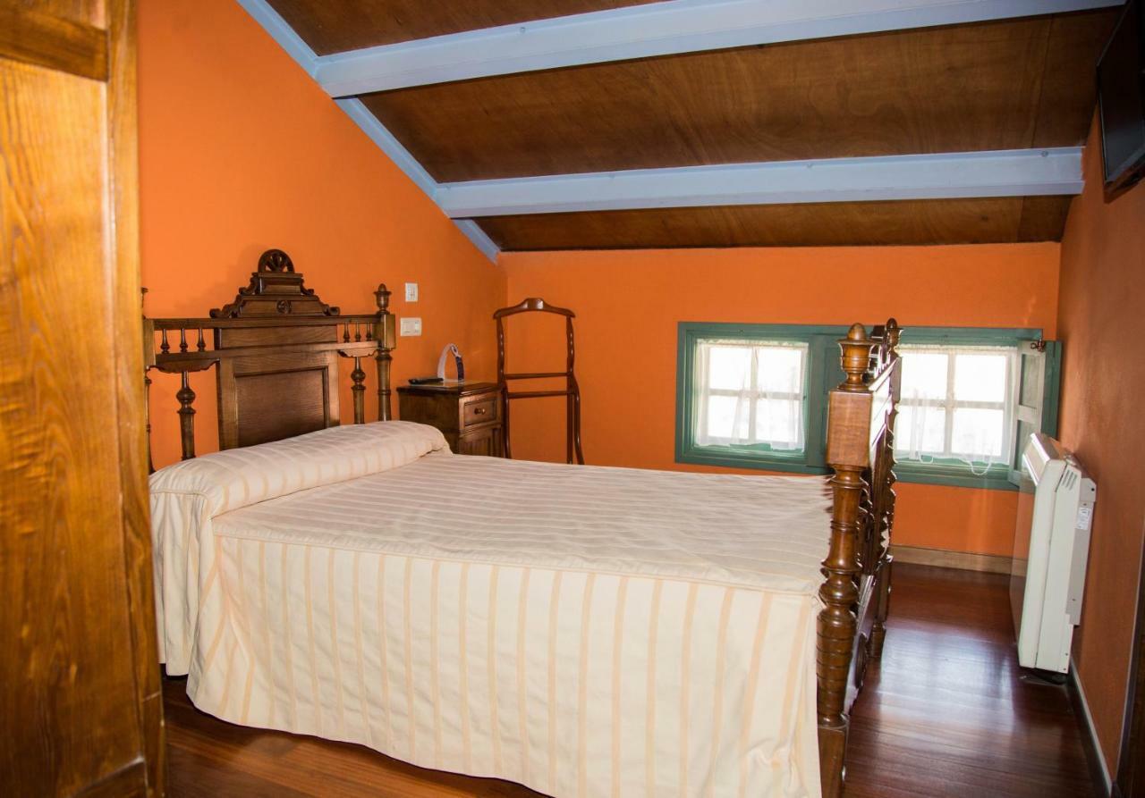 Hostal Casa Don Din Cruces Exterior foto